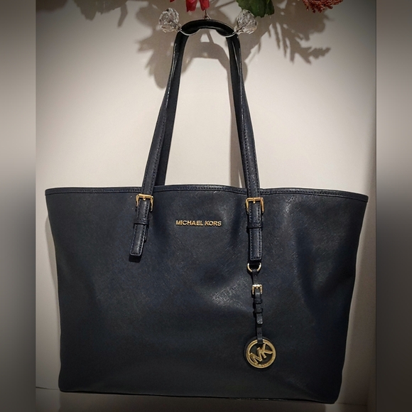 Michael Kors Dark Blue Tote with Shoulder Straps - Picture 5 of 9
